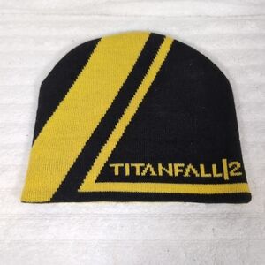 Titanfall 2 Beanie Hat Winter Knit Yellow and Black One Size Respawn Tobaggan